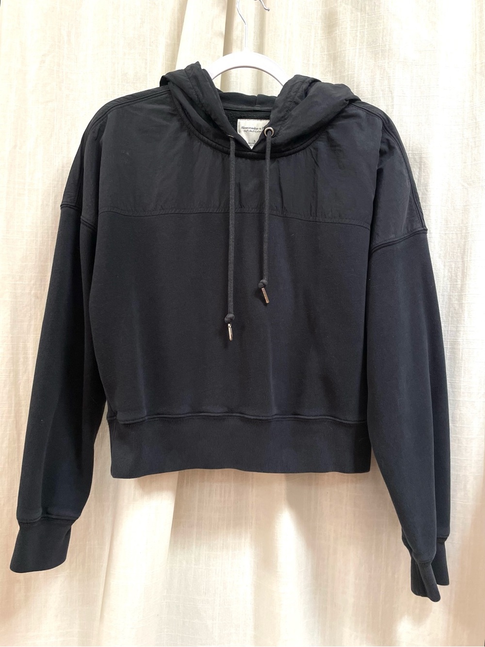2 Abercrombie soft AF cropped hoodie s - Picture 5 of 14